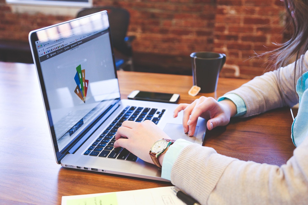 adaptation du plan comptable pour répondre aux exigences spécifiques et optimiser la gestion financière de votre entreprise.